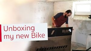 New Bike Day 🤩 Unboxing my new Propain Hugene Trailbike
